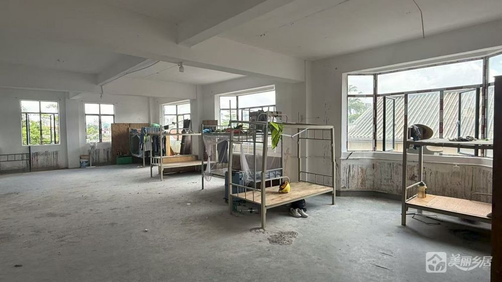 南宝大街7号上海南京路风格特色建筑（二至四层建筑，适合打造特色民宿、精品主题酒店等）