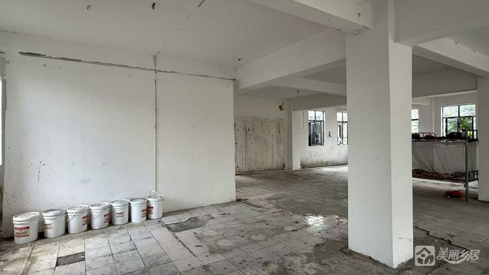 南宝大街7号上海南京路风格特色建筑（二至四层建筑，适合打造特色民宿、精品主题酒店等）