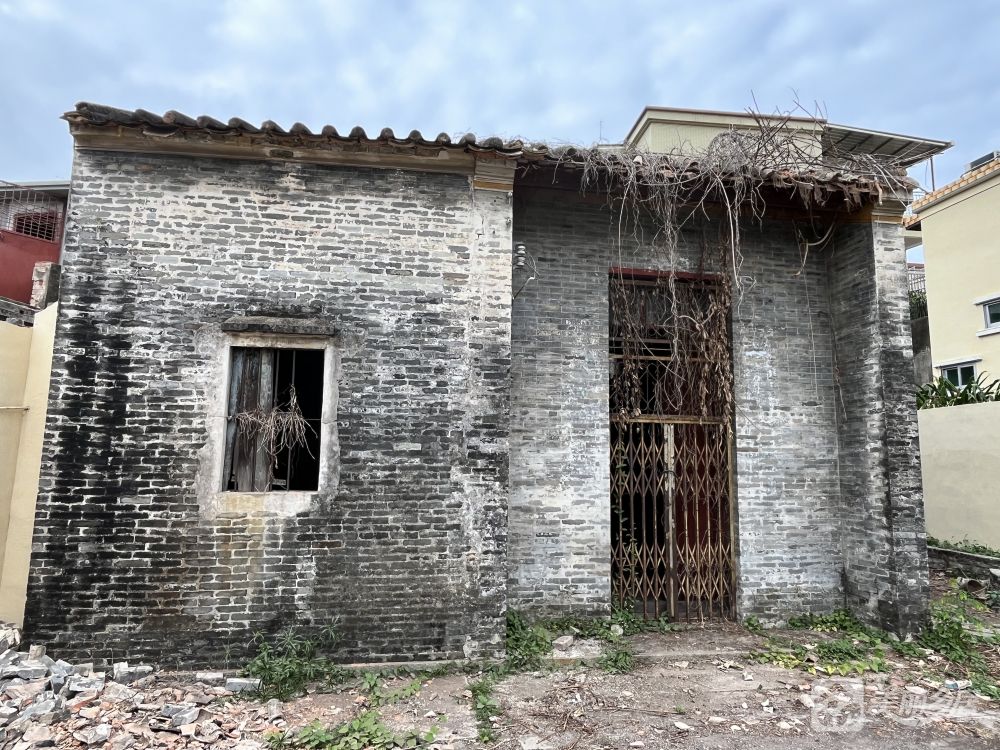 （旧宅红门，静待焕新）涌口正街49号