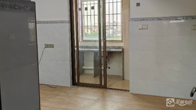 （红砖全能美宅・创业居住一站式）民众街道深中合作区沿江村房租出租