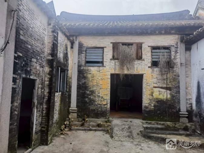 （古宅焕韵·旧宇藏情）沙溪镇虎逊大兜村大石兜大街河清巷7号（参平公祠堂）