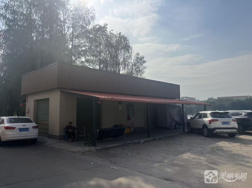 自建房火炬开发区东利小区北街东31号对面