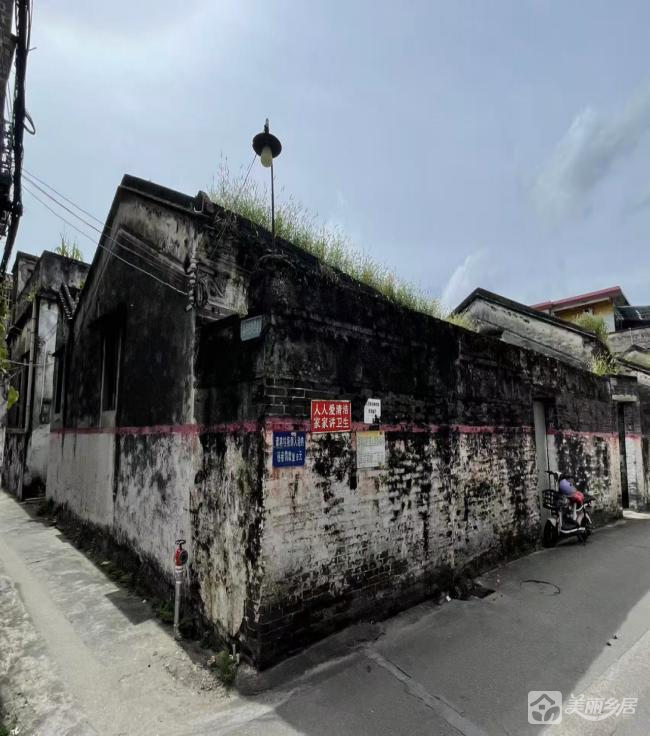 沙溪镇沙溪村岭后亨和平街28、26 、24号