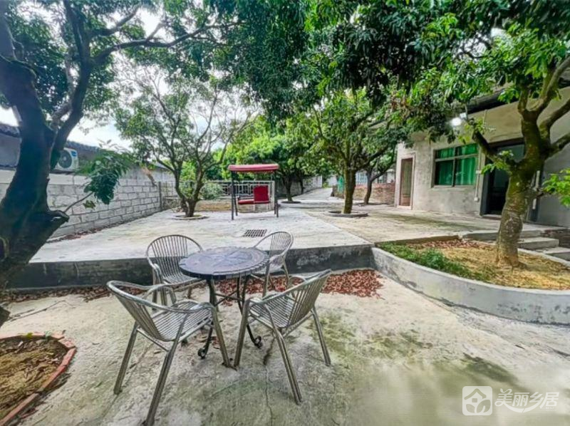 广东省东莞市厚街大迳农村大院