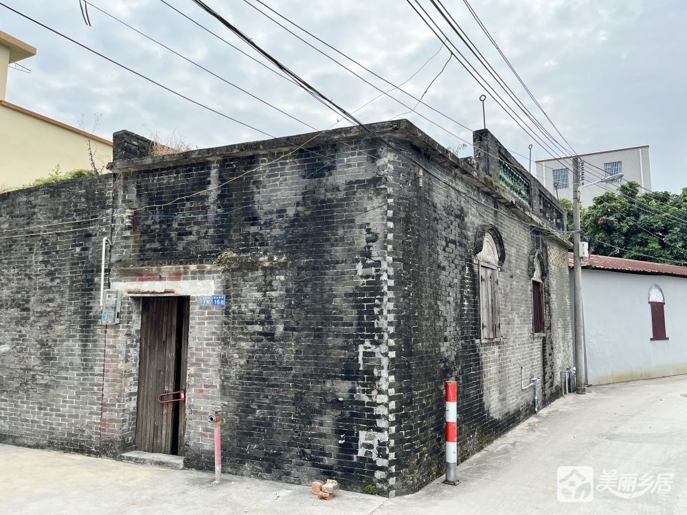 （百年砖韵，静待新主）文旅招商火炬开发区联富社区濠二小区鹤仙桥街16号