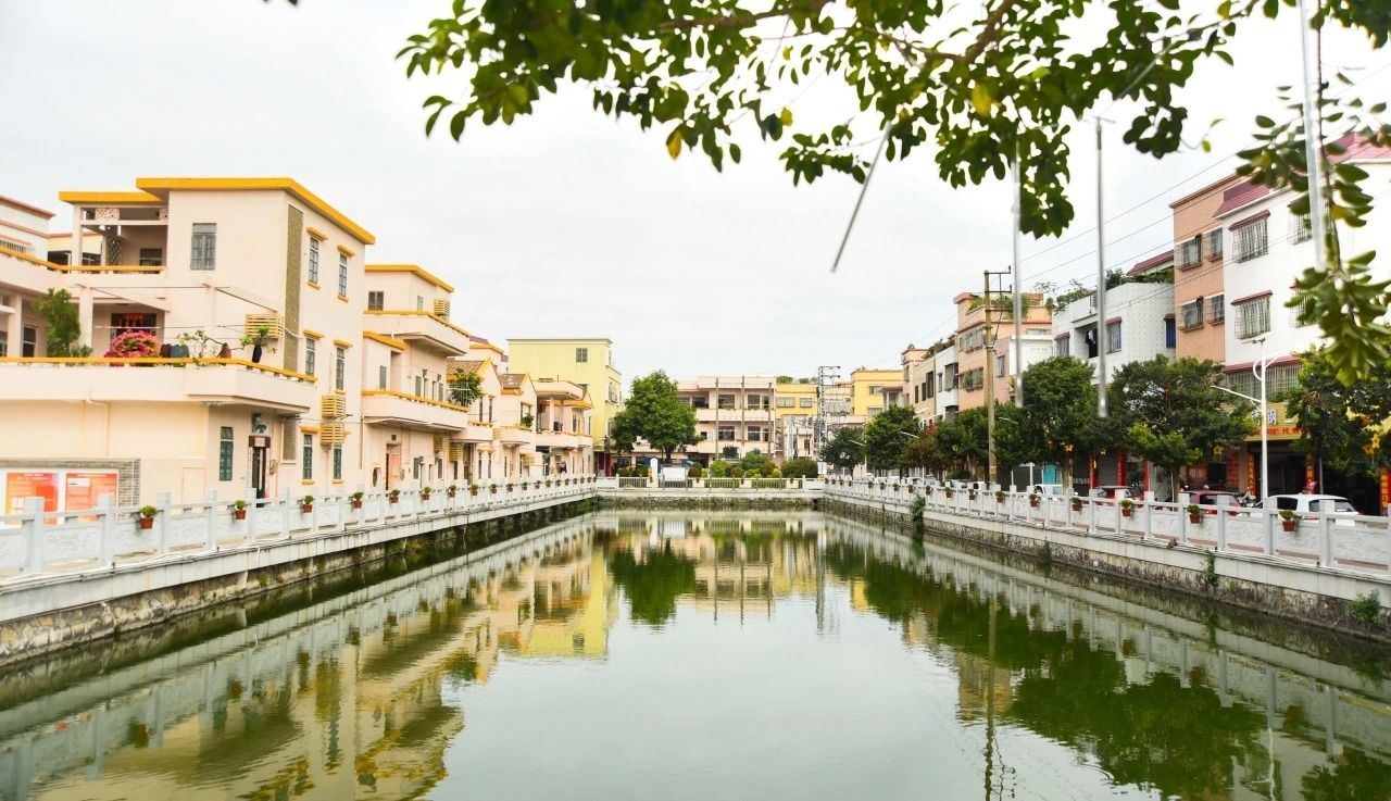 西部“镇能量”·古镇 | 一年2000余栋农房焕新，看灯都如何攻坚克难？