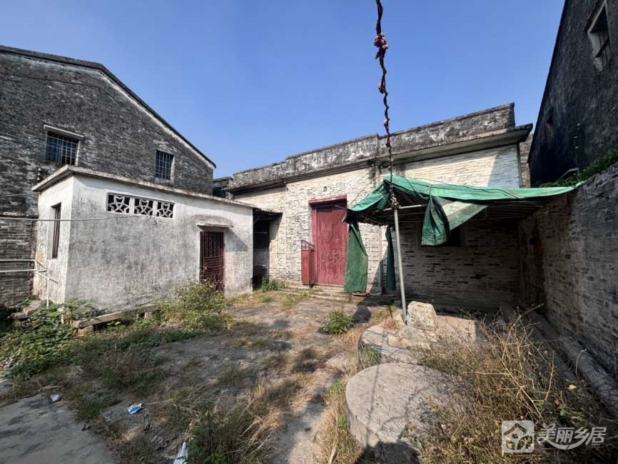 赤坎下街1号对面