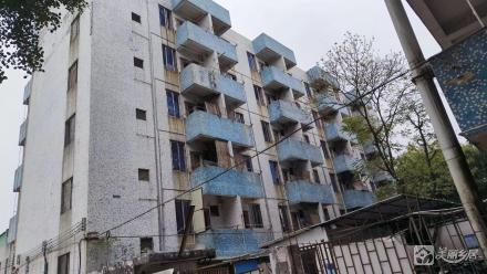 渡头渡兴东路南街52、53号宿舍楼（中山市南区渡头股份合作经济联合社）