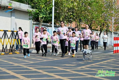春天里的“百千万”丨乳鸽沿途补给!中山三乡“少年村跑”欢乐开赛 春天里的“百千万”丨乳鸽沿途补给!中山三乡“少年村跑”欢乐开赛