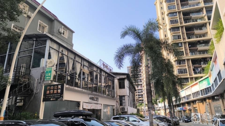 石岐区厚兴村大陂东街近电子科大房屋带花园四层出租，装修风格欧洲老式风格简朴风