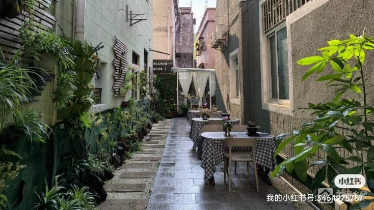 石岐区厚兴村大陂东街近电子科大房屋带花园四层出租，装修风格欧洲老式风格简朴风