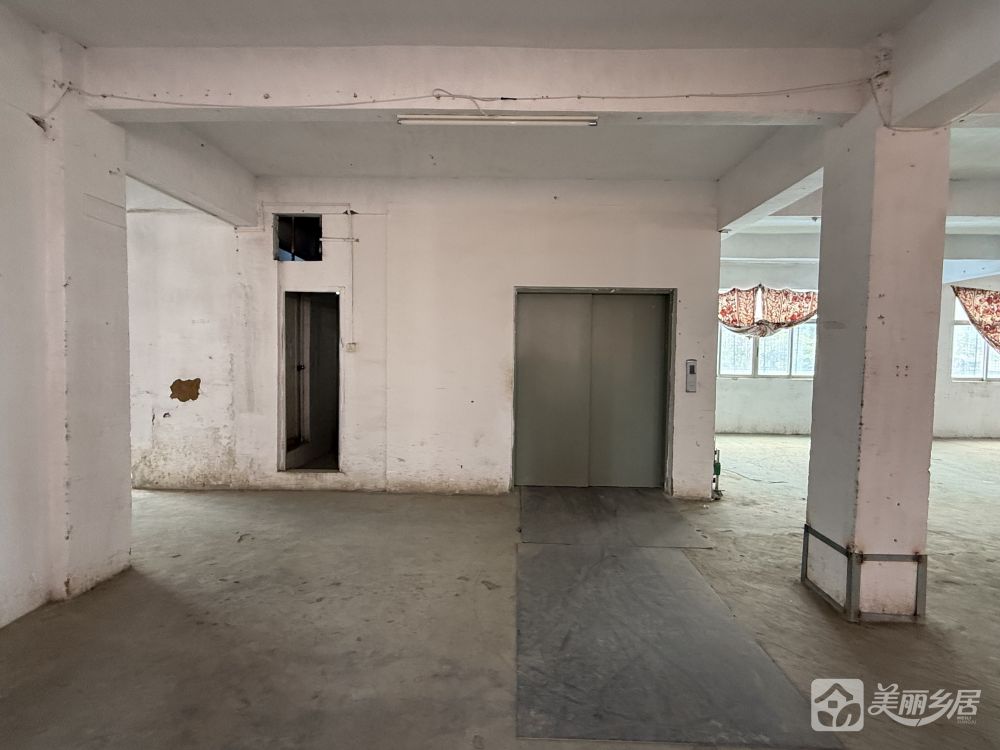 中山市南区沙涌南宝大街143号（二至三层）