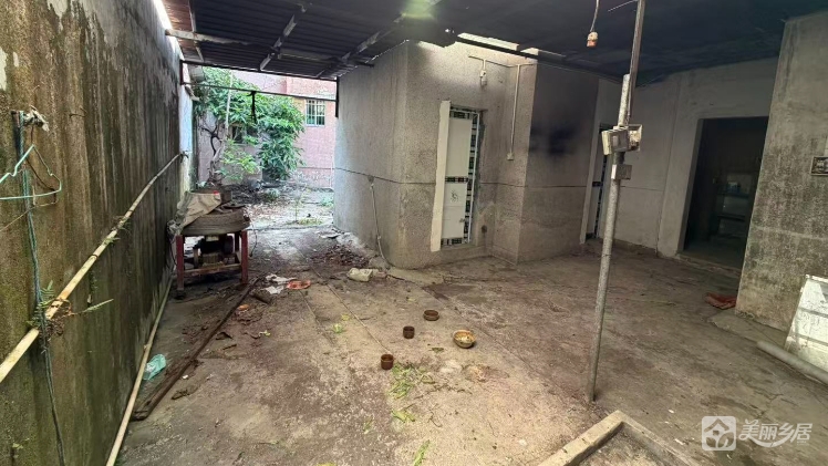 界涌村临街商铺出租