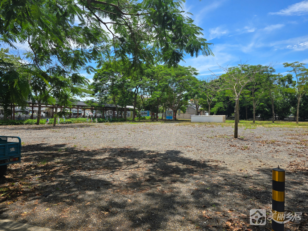 南朗街道左步村风水塘旁宅基地