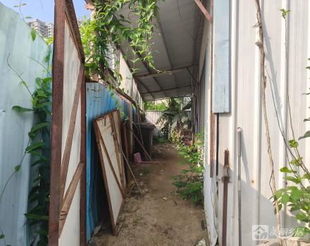 中山市三乡镇泉眼村四队下围仔简易铁皮厂房（中山市三乡镇泉眼村第四队经济合作社）