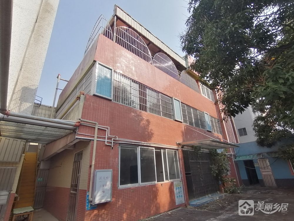 中山市东升镇坦背兴业街