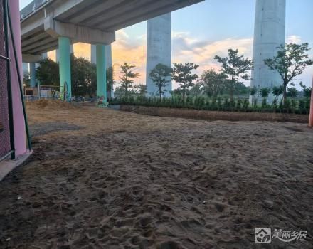 横栏镇宝裕村桥下空间百惠公园旁土地（中山市横栏镇宝裕股份合作经济联合社）